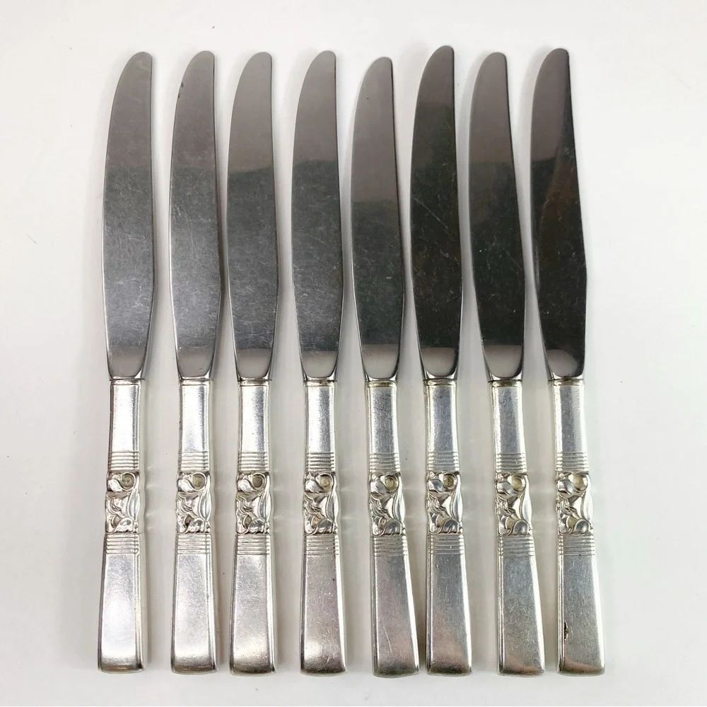 Vintage Oneida Community Morning Star 40’s Silverplate Flatware 8 Dinner Knives